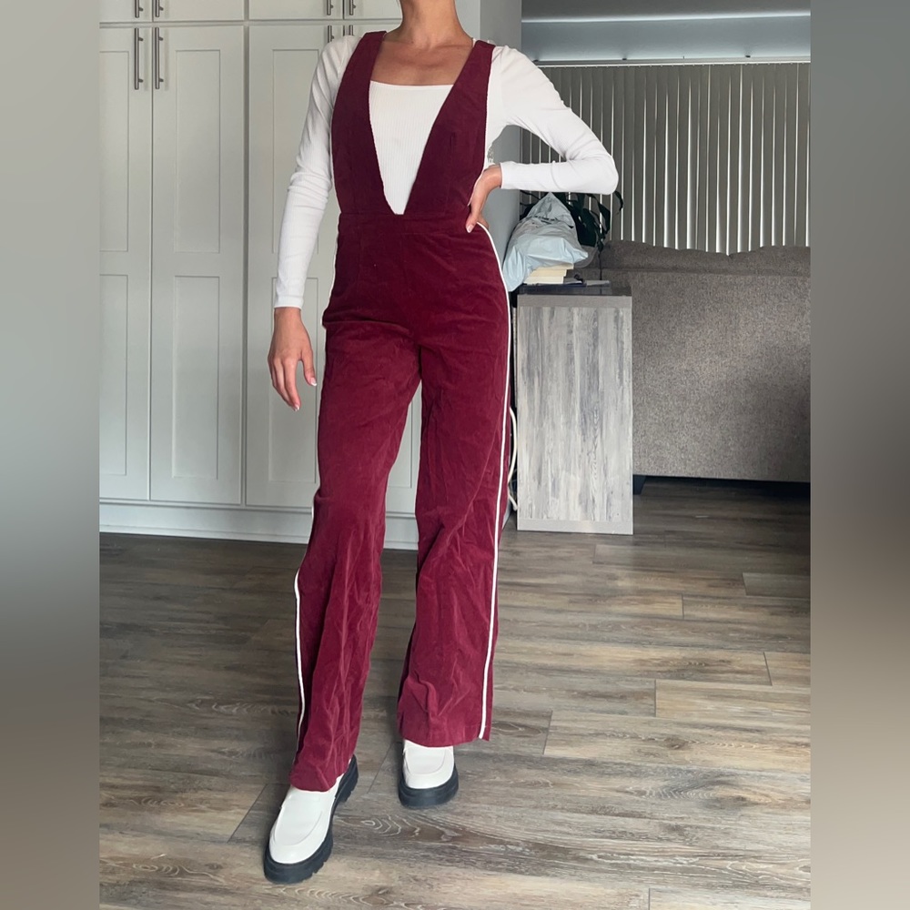 Wide legged/bootcut corduroy ribbed maroon jumpsuit overalls, Forever 21 size XS